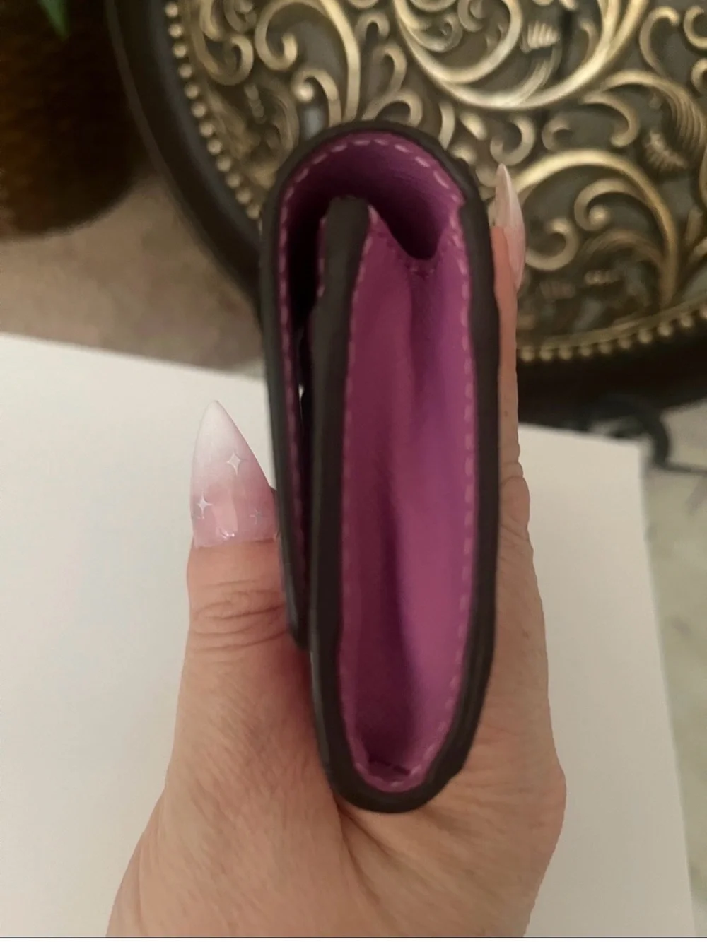 henri bendel compact henri
